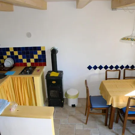 Losinj House Robinzon Studencic Island Losinj Nyaraló Čunski